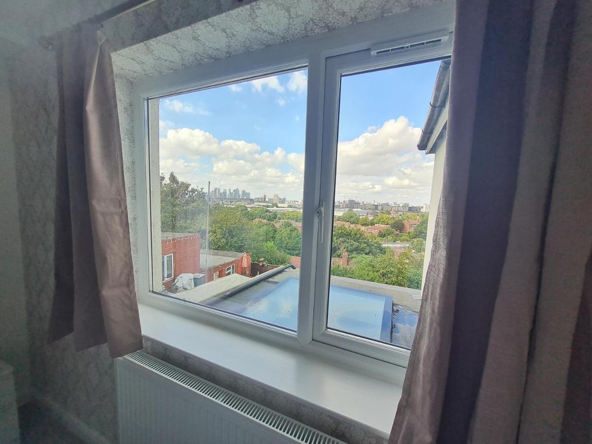 3 Bedroom * Londres